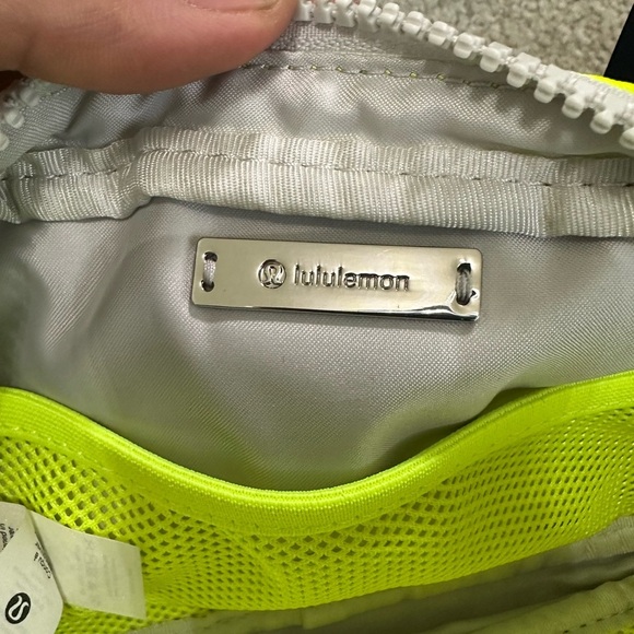 Lululemon Athletica Neon Yellow Black Belt Bag - Picture 4 of 6